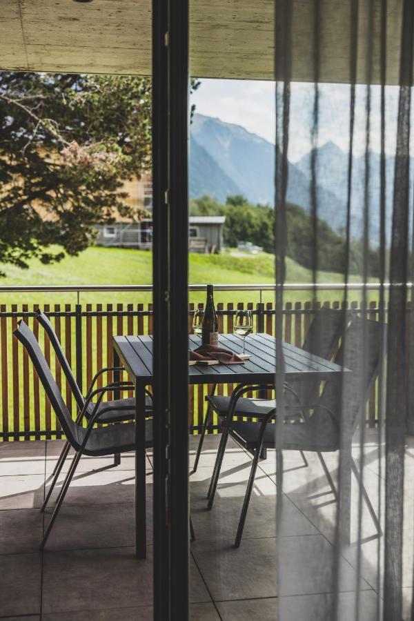 Aparthotel Tante Anna - Retreats Mit Weitblick Sankt Gallenkirch Exterior foto