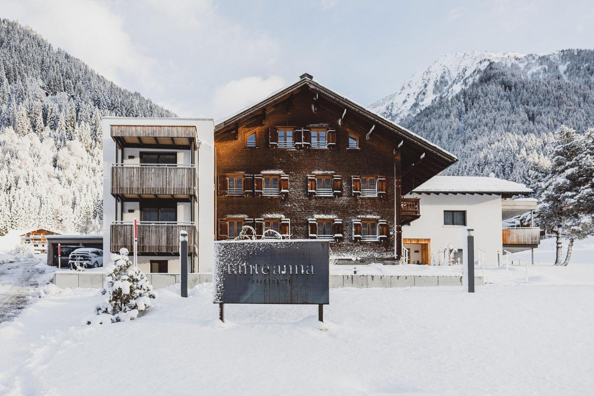 Aparthotel Tante Anna - Retreats Mit Weitblick Sankt Gallenkirch Exterior foto